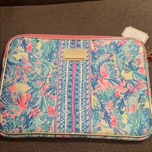Lilly Pulitzer tech sleeve mermaid cove